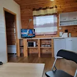 Letniskowe Przy Kasztanie Hébergement de vacances *