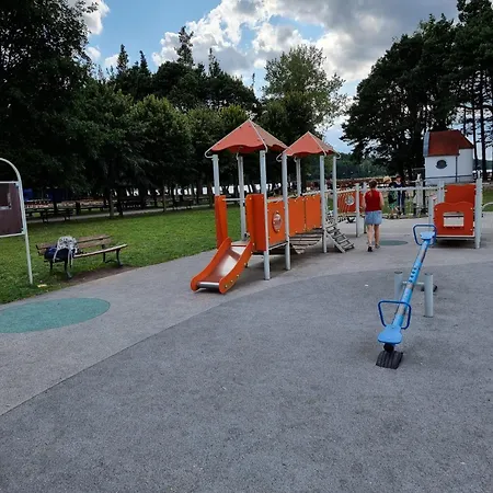 Vakantiehuis Letniskowe Przy Kasztanie